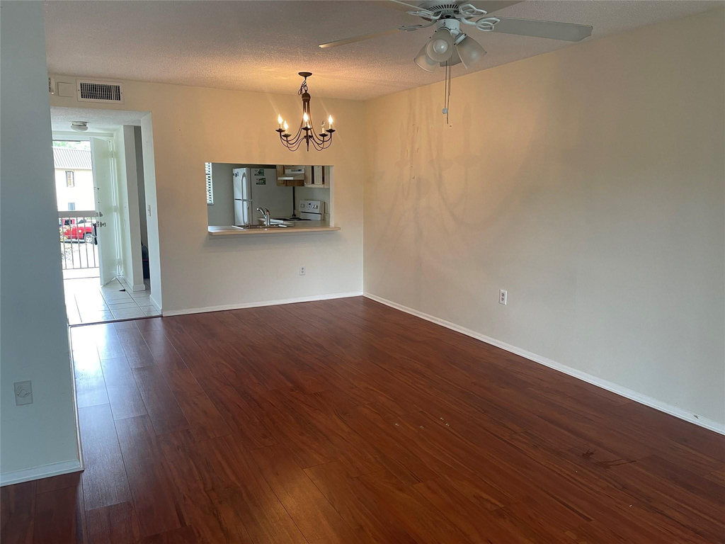 143 Nw 93rd Avenue - Photo 4