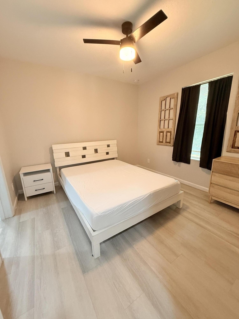 509 N H Street - Photo 13