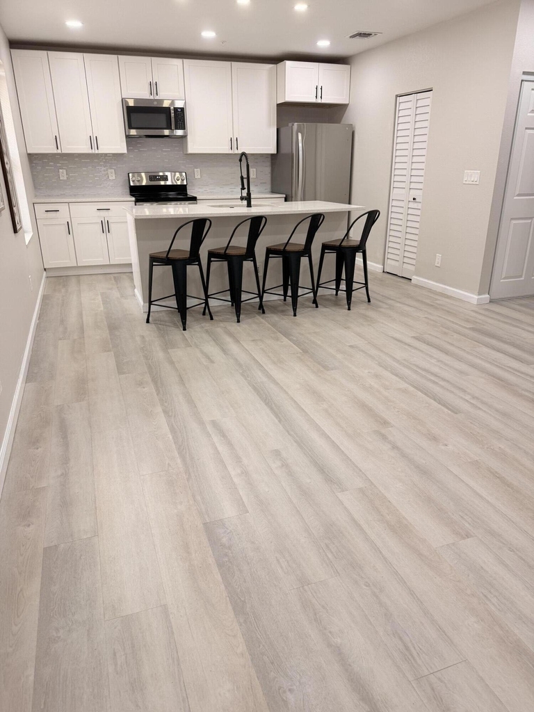 509 N H Street - Photo 3