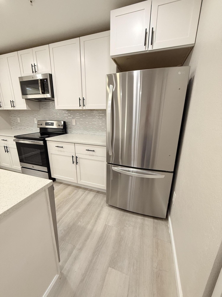 509 N H Street - Photo 5