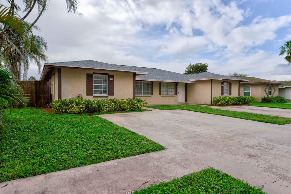 4698 Arthur Street - Photo 12