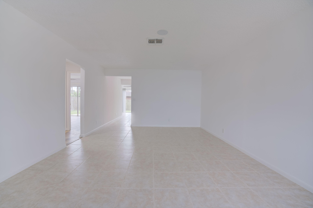 4698 Arthur Street - Photo 3