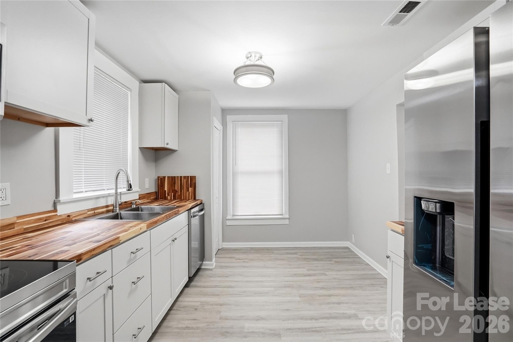 2225 Tate Street - Photo 10