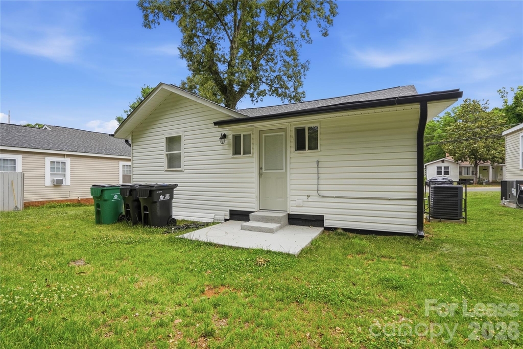 2225 Tate Street - Photo 29