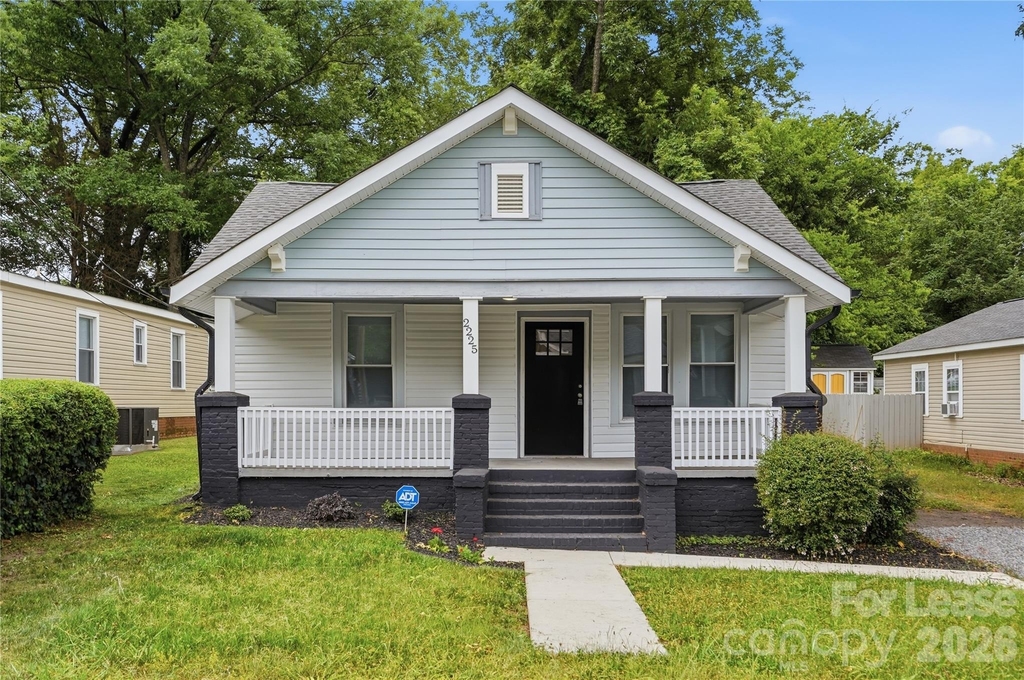 2225 Tate Street - Photo 0