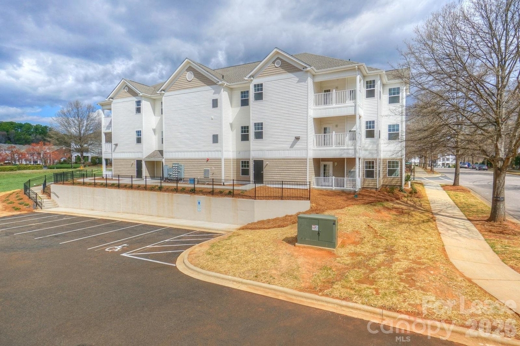 17905 Delmas Drive - Photo 18