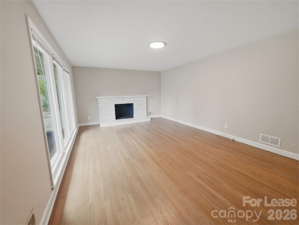 765 8th Avenue Drive Se - Photo 3