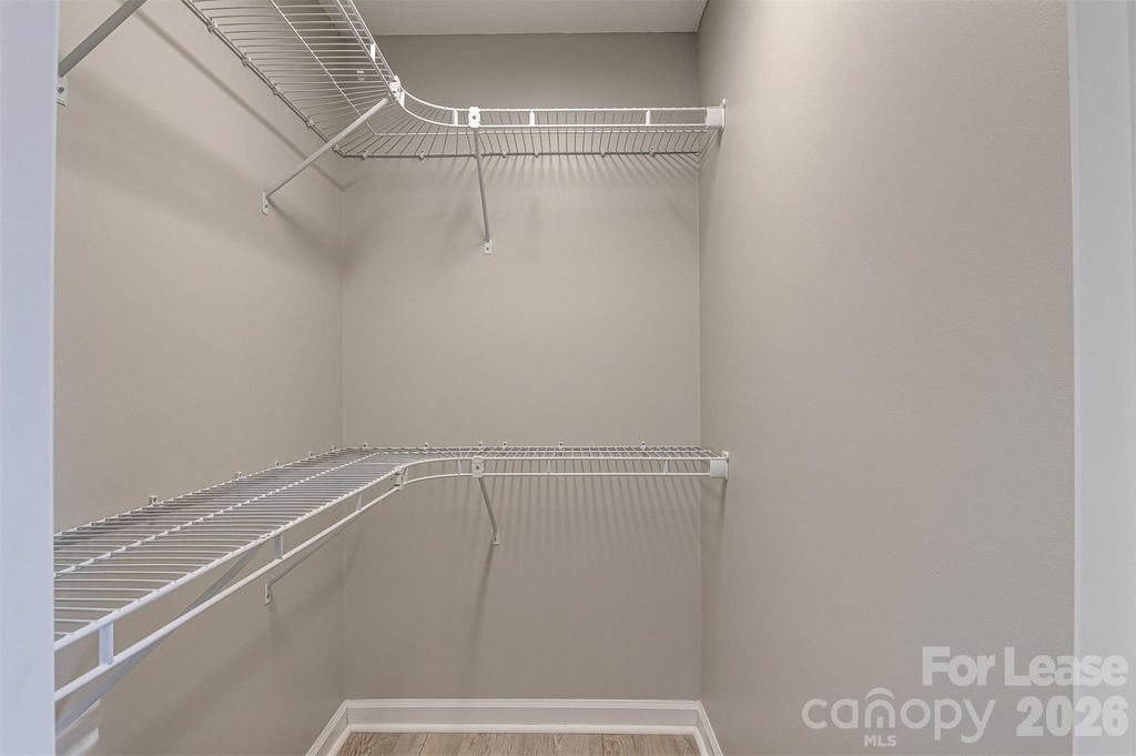525 12th Street Sw - Photo 16