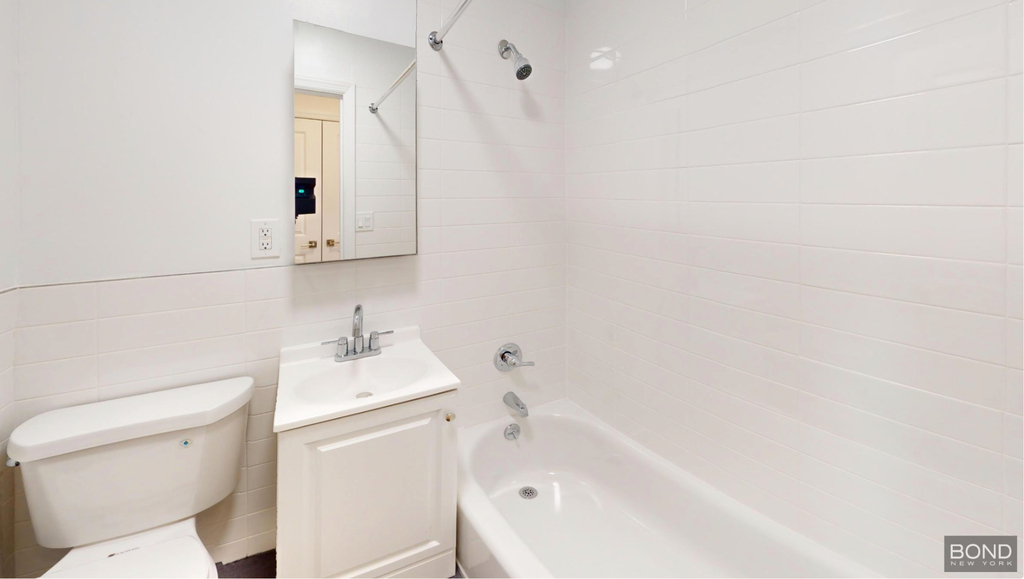 330 East 93rd Street - Photo 7