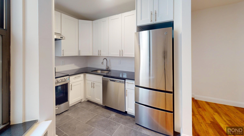 330 East 93rd Street - Photo 2