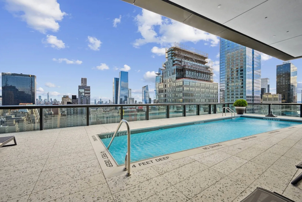  43rd Street - Photo 10
