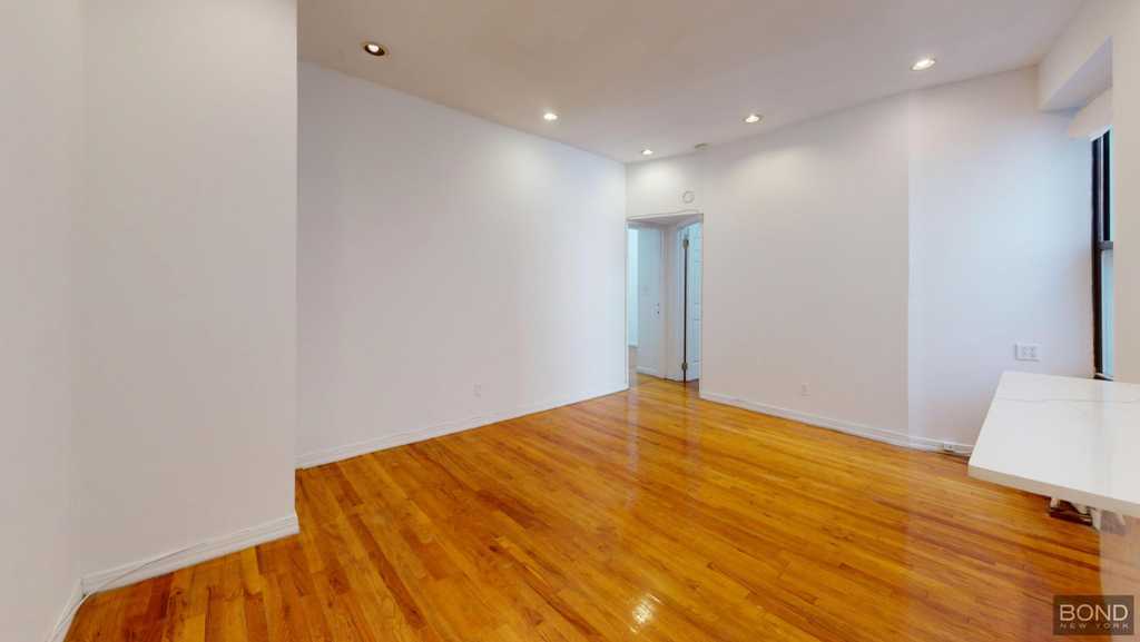 188 second avenue - Photo 2