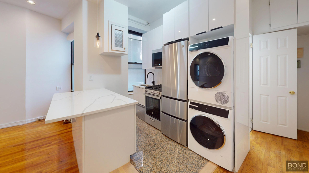 188 second avenue - Photo 1