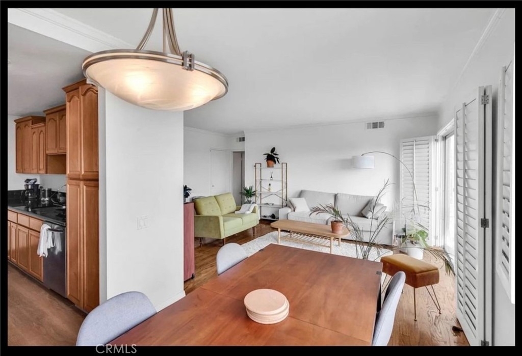 1115 S Elm Drive - Photo 8