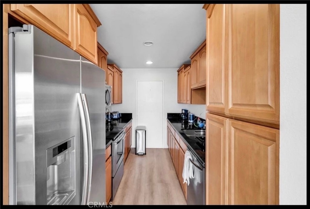 1115 S Elm Drive - Photo 11