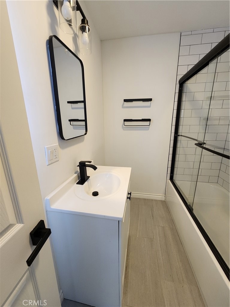 9540 Defiance Avenue - Photo 10
