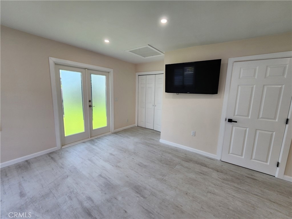 9540 Defiance Avenue - Photo 19