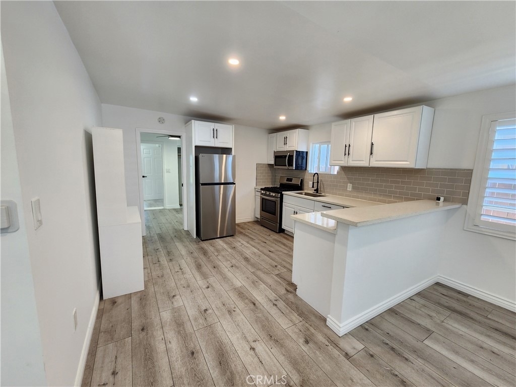9540 Defiance Avenue - Photo 14