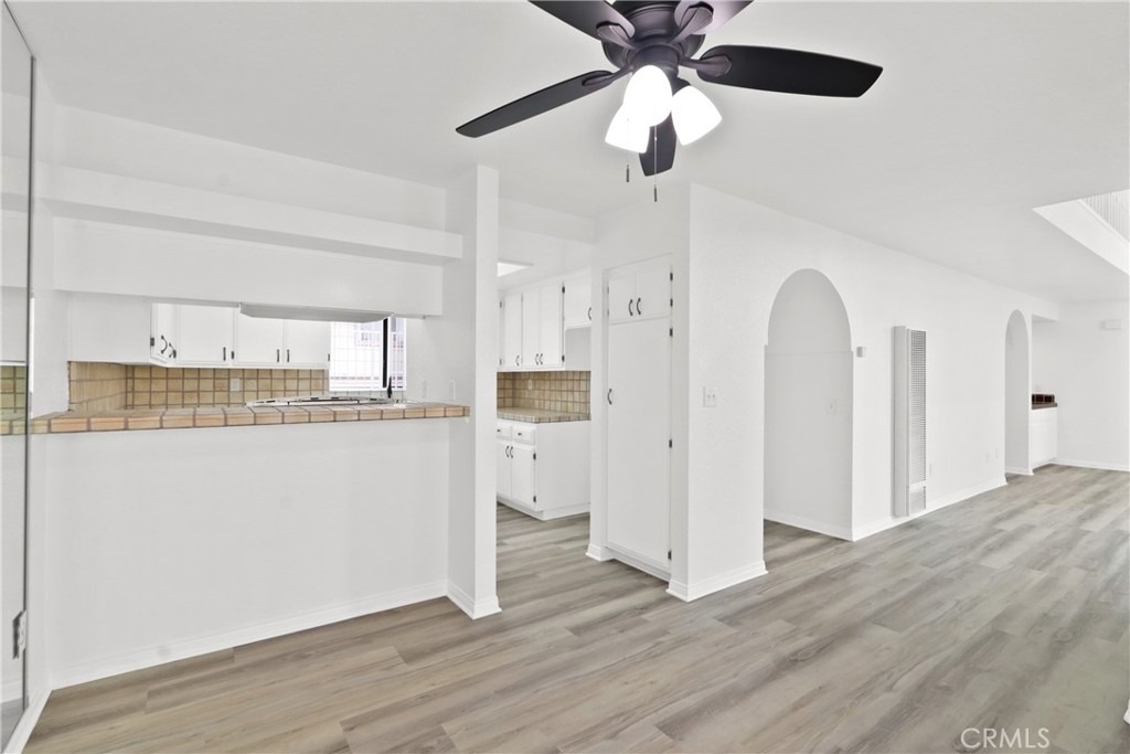 1052 Belmont Avenue - Photo 4