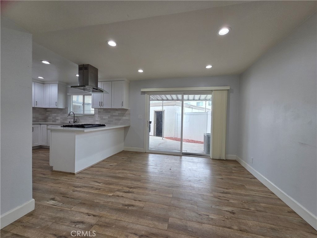 8243 Inverness - Photo 4
