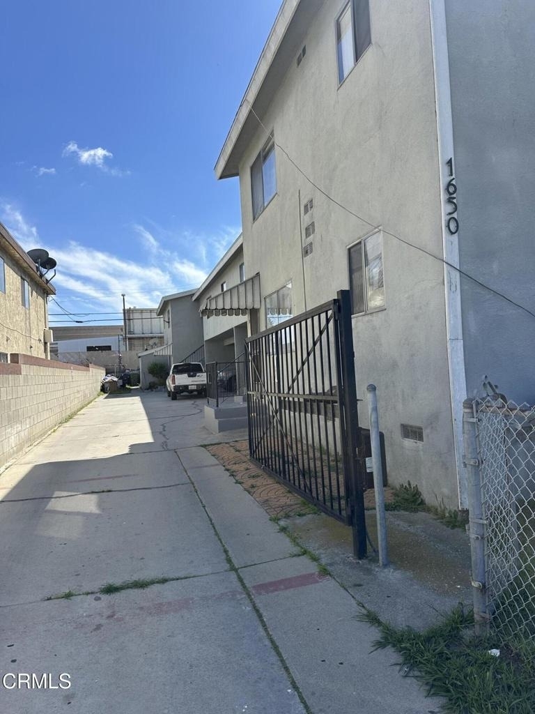 1650 W 209th Street - Photo 7