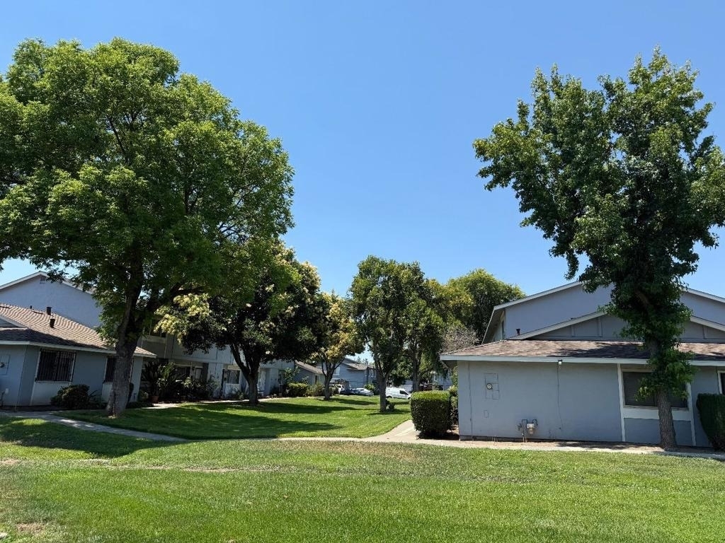 553 Balance Drive - Photo 0