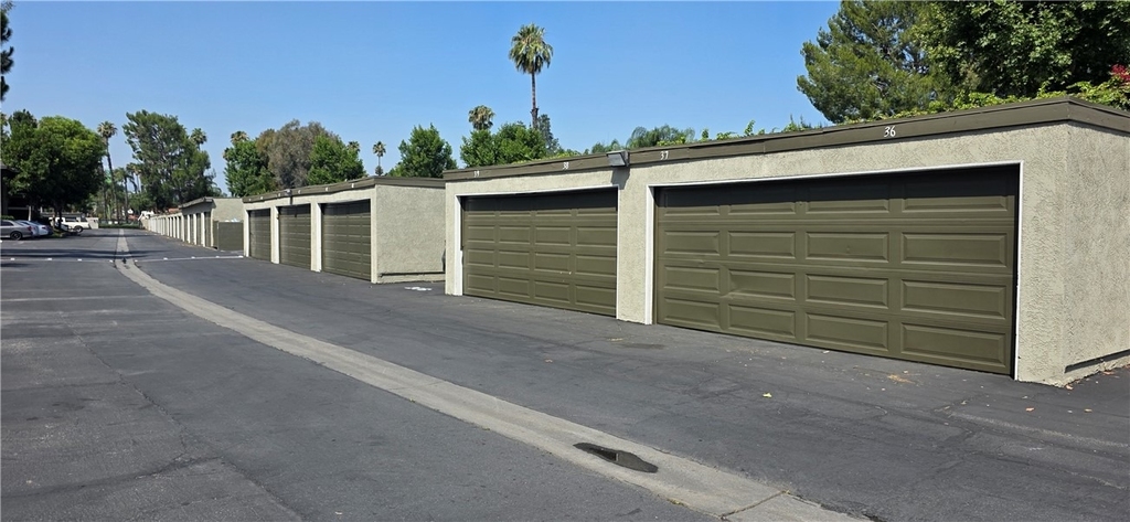 10601 Diana Avenue - Photo 16