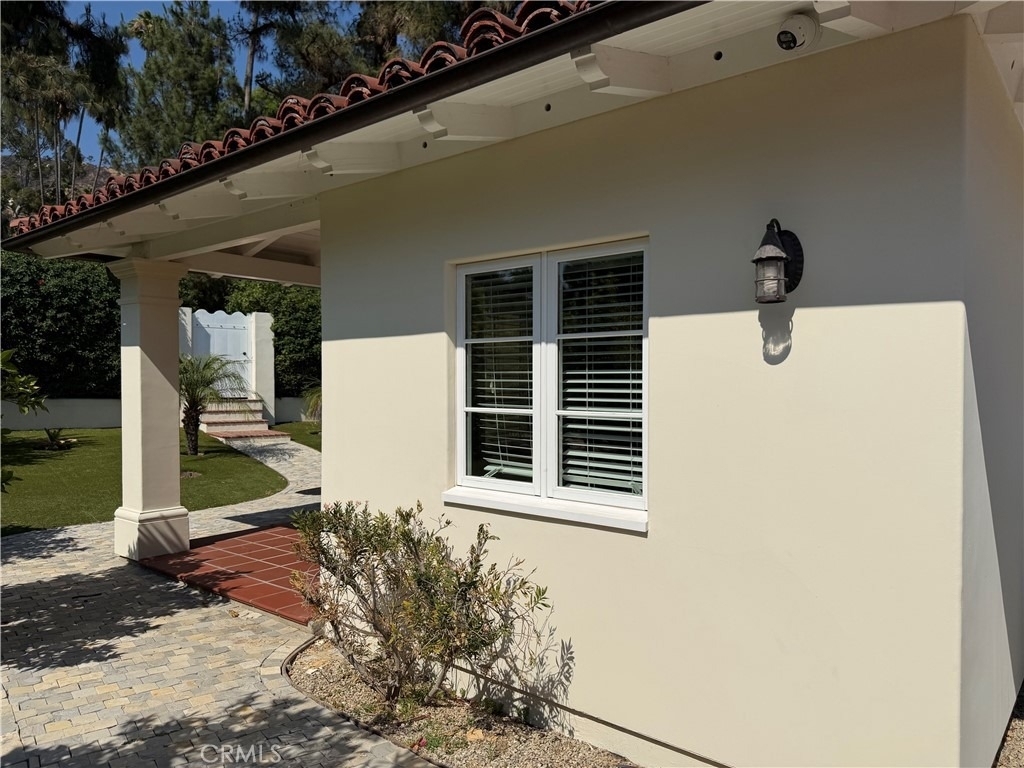 305 W Kenneth Road - Photo 1
