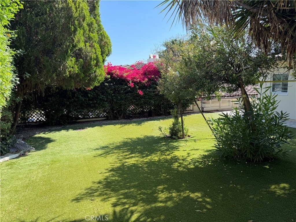 305 W Kenneth Road - Photo 6