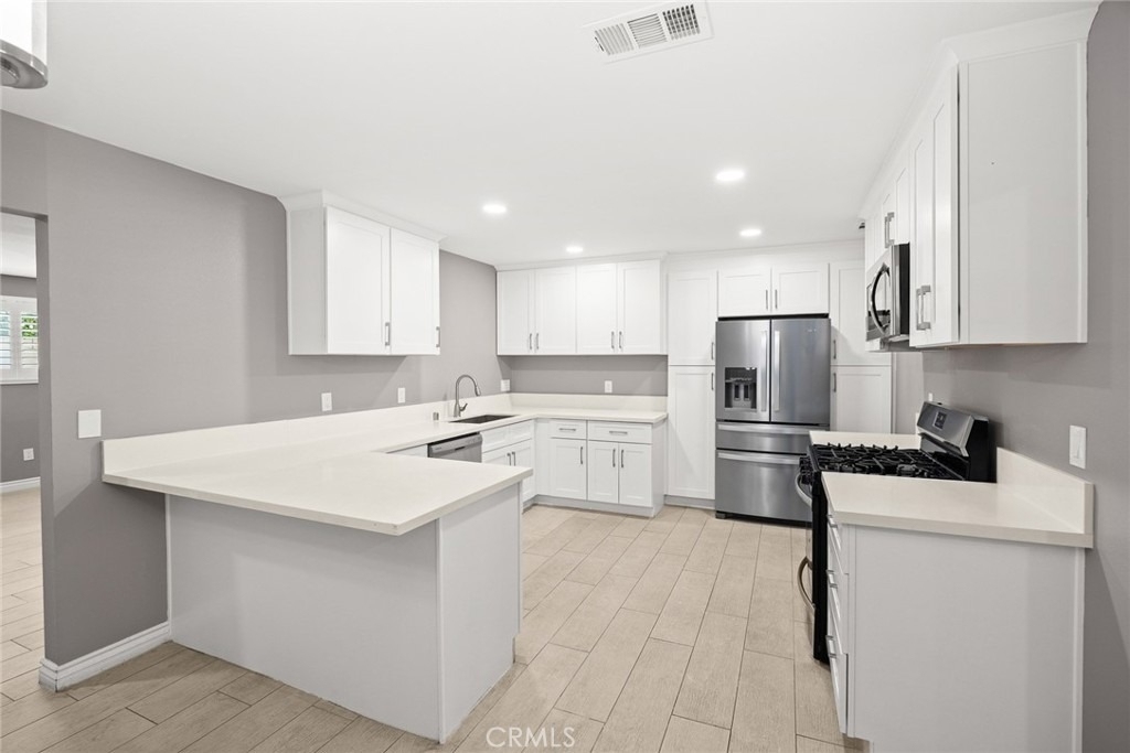 1641 Maywood Avenue - Photo 11