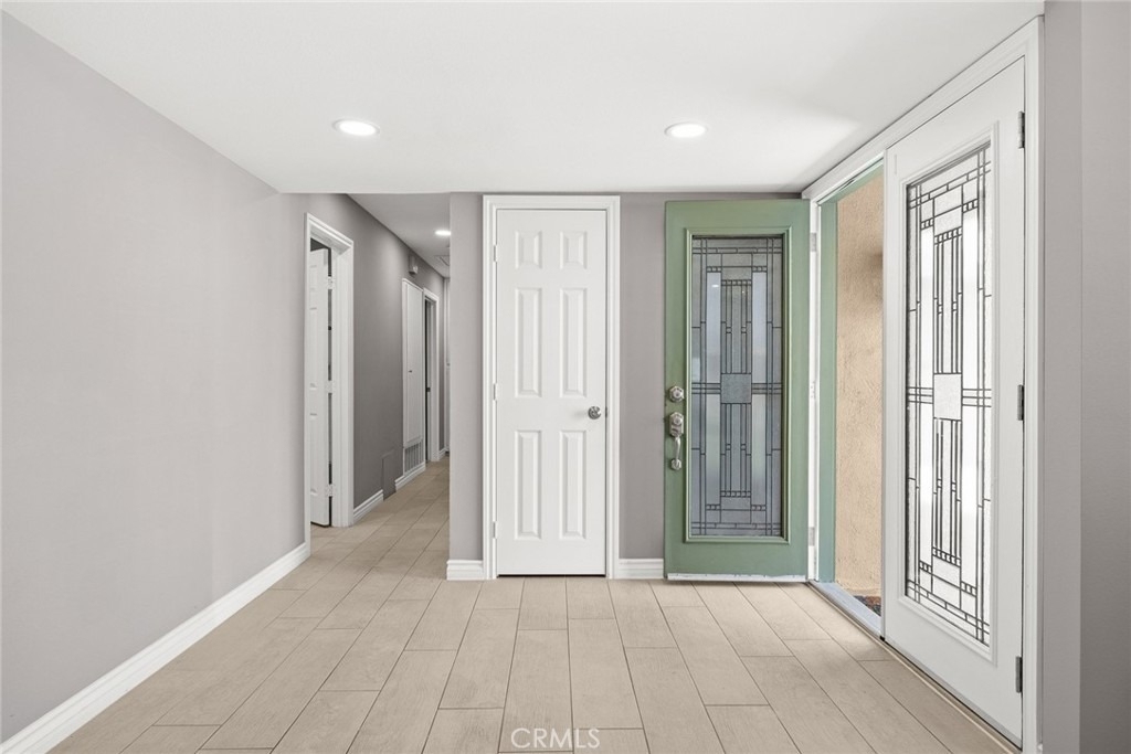 1641 Maywood Avenue - Photo 5