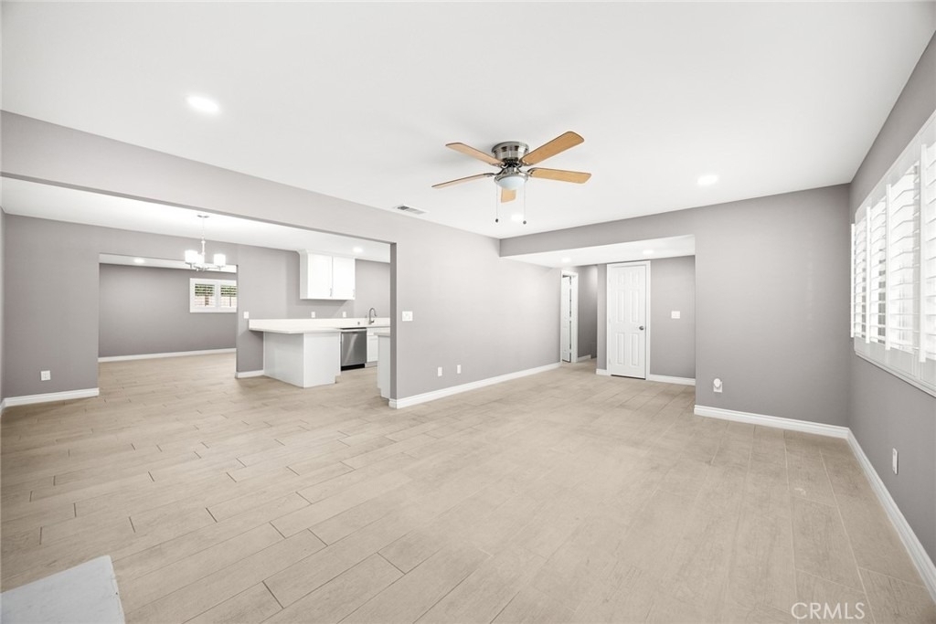 1641 Maywood Avenue - Photo 9