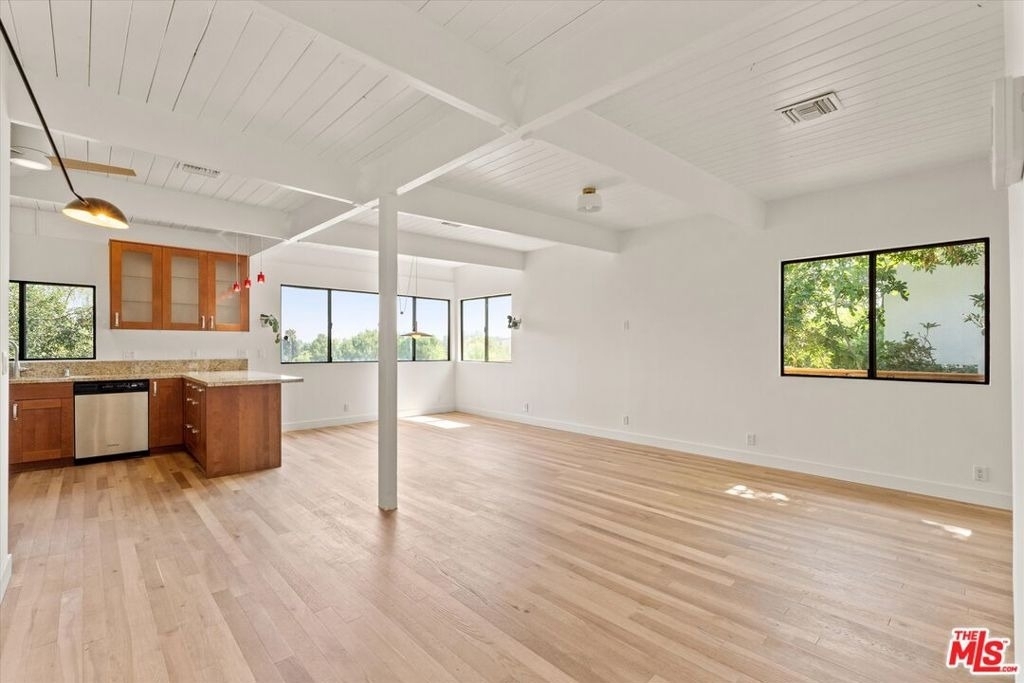 4950 Marmol Drive - Photo 11
