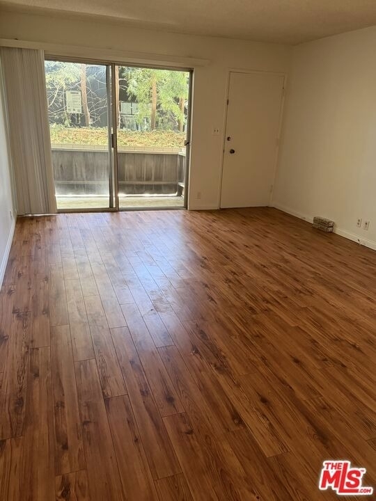 1138 11th Street - Photo 1