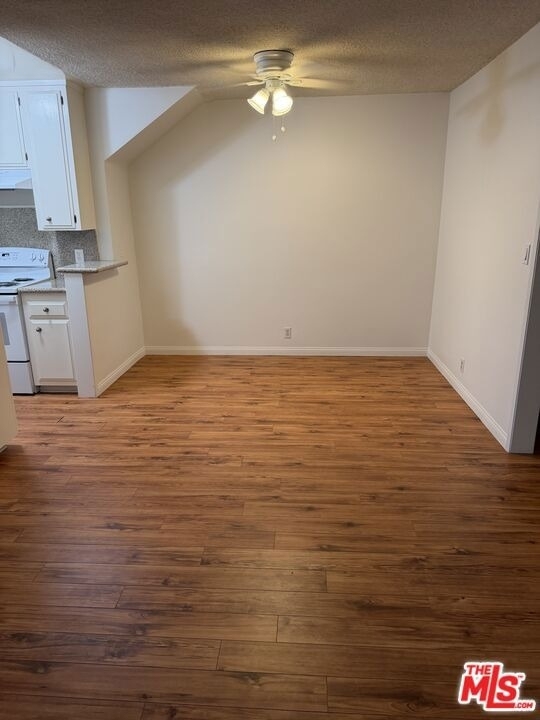 1138 11th Street - Photo 3