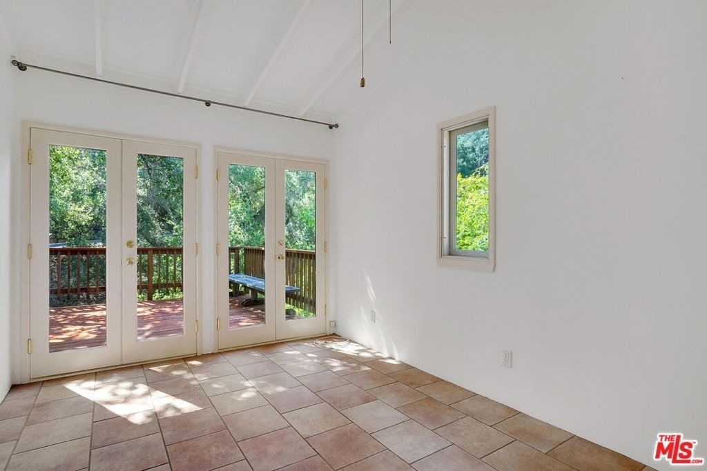 21652 Encina Road - Photo 14