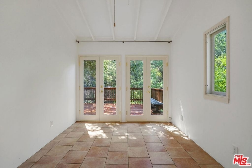 21652 Encina Road - Photo 11