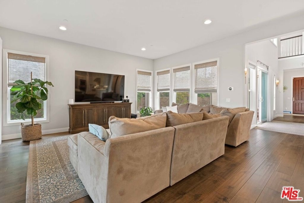 11925 N Ricasoli Way - Photo 31