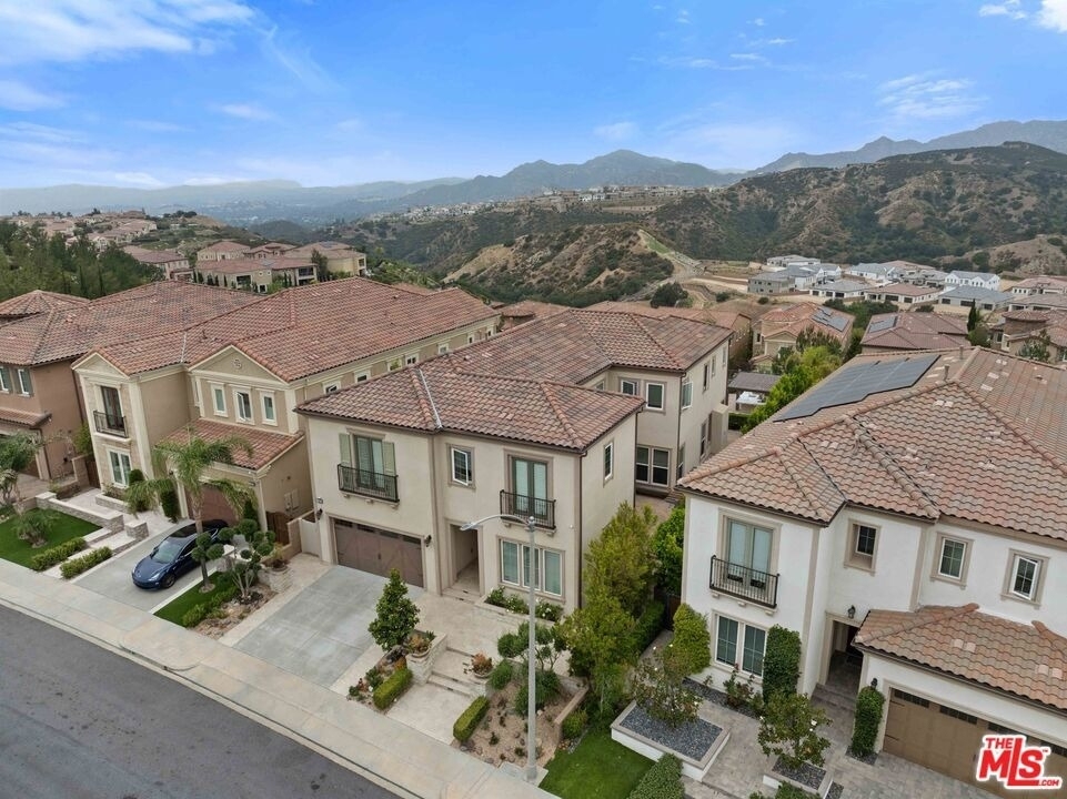11925 N Ricasoli Way - Photo 3