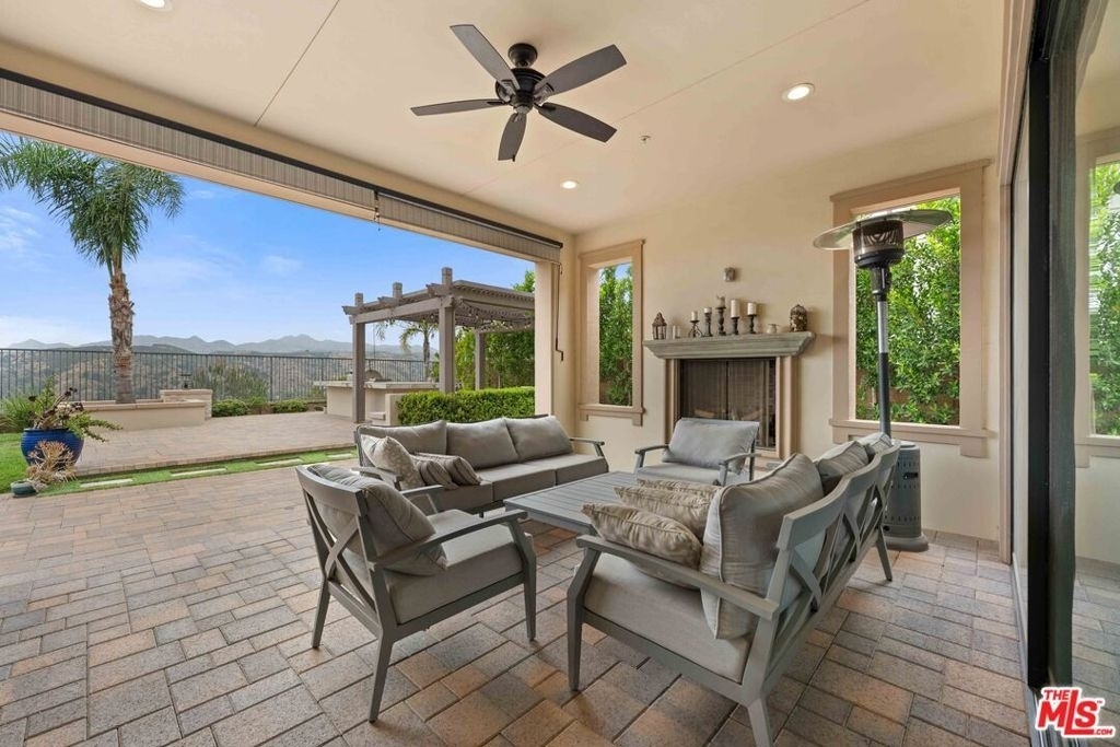 11925 N Ricasoli Way - Photo 34