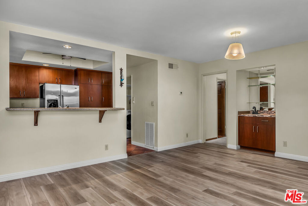 8180 Manitoba Street - Photo 10