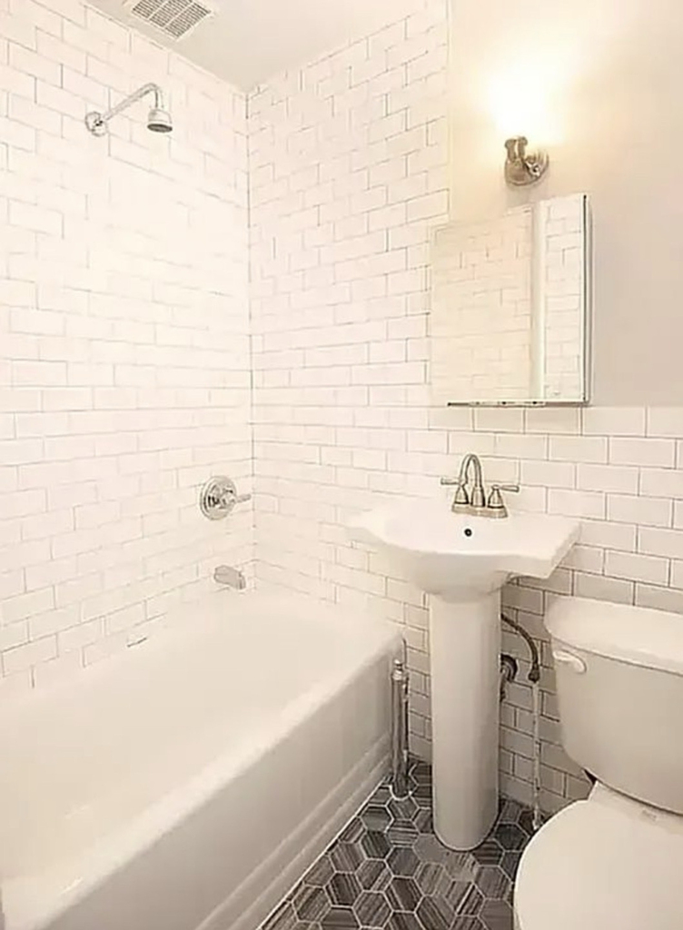 204 St Marks Avenue - Photo 3