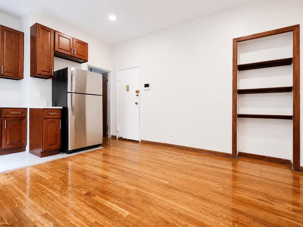 240 West 104th St - Photo 2