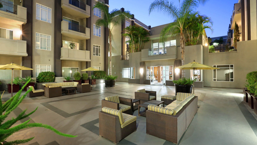 10001 Venice Blvd - Photo 26