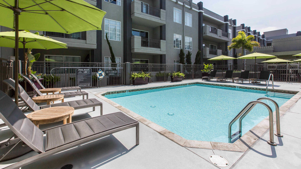 10001 Venice Blvd - Photo 21