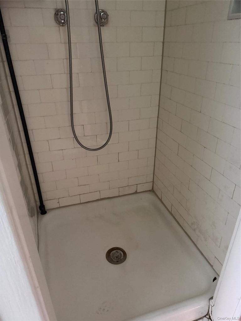 87 Colgate Avenue - Photo 11