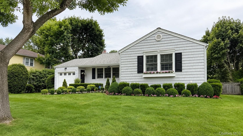 205 Meadbrook Road - Photo 0