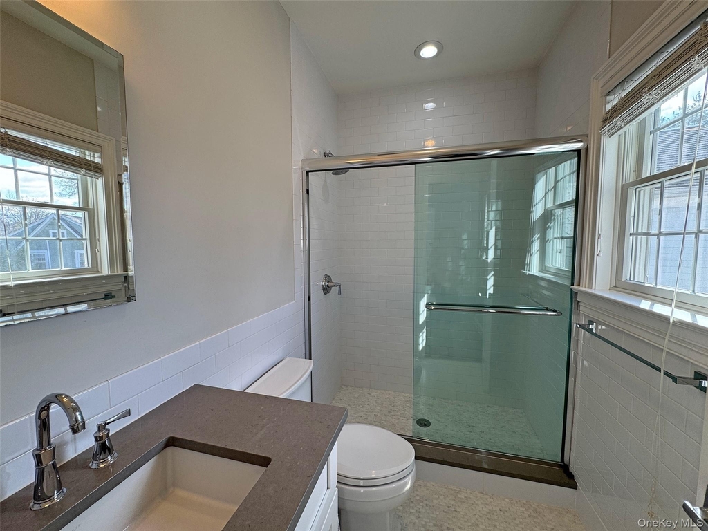 1019 Grove Street - Photo 12
