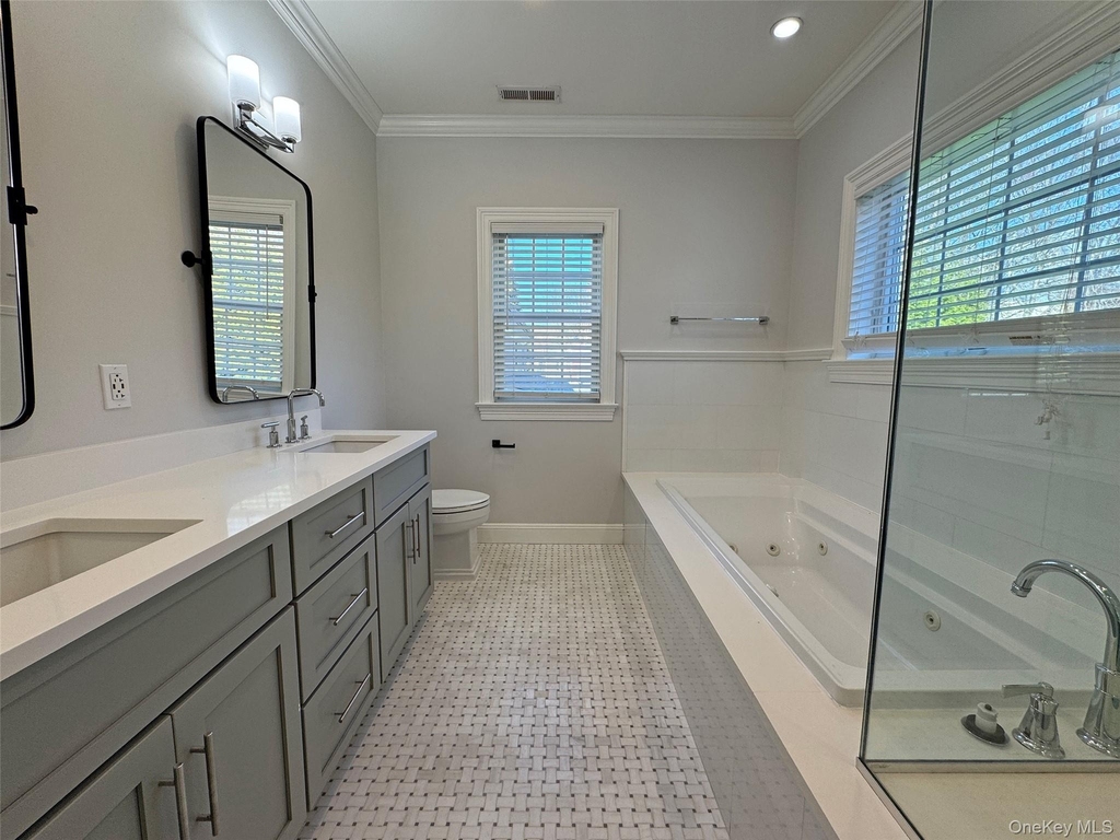 1019 Grove Street - Photo 9