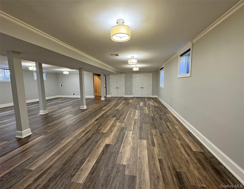 1019 Grove Street - Photo 17